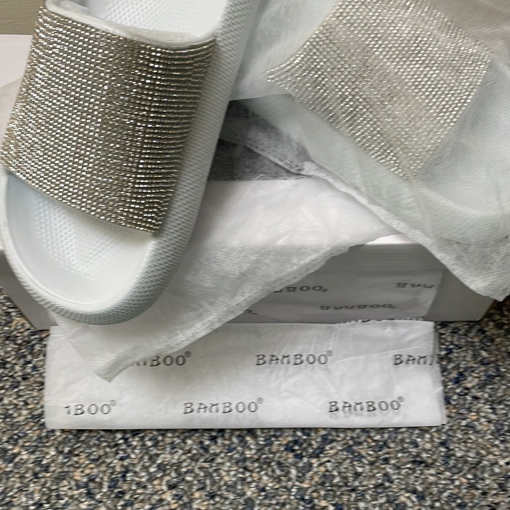 Marshmallow rhinestone slides